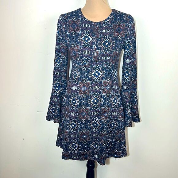 Alya long sleeve dress size XS - Picture 1 of 13